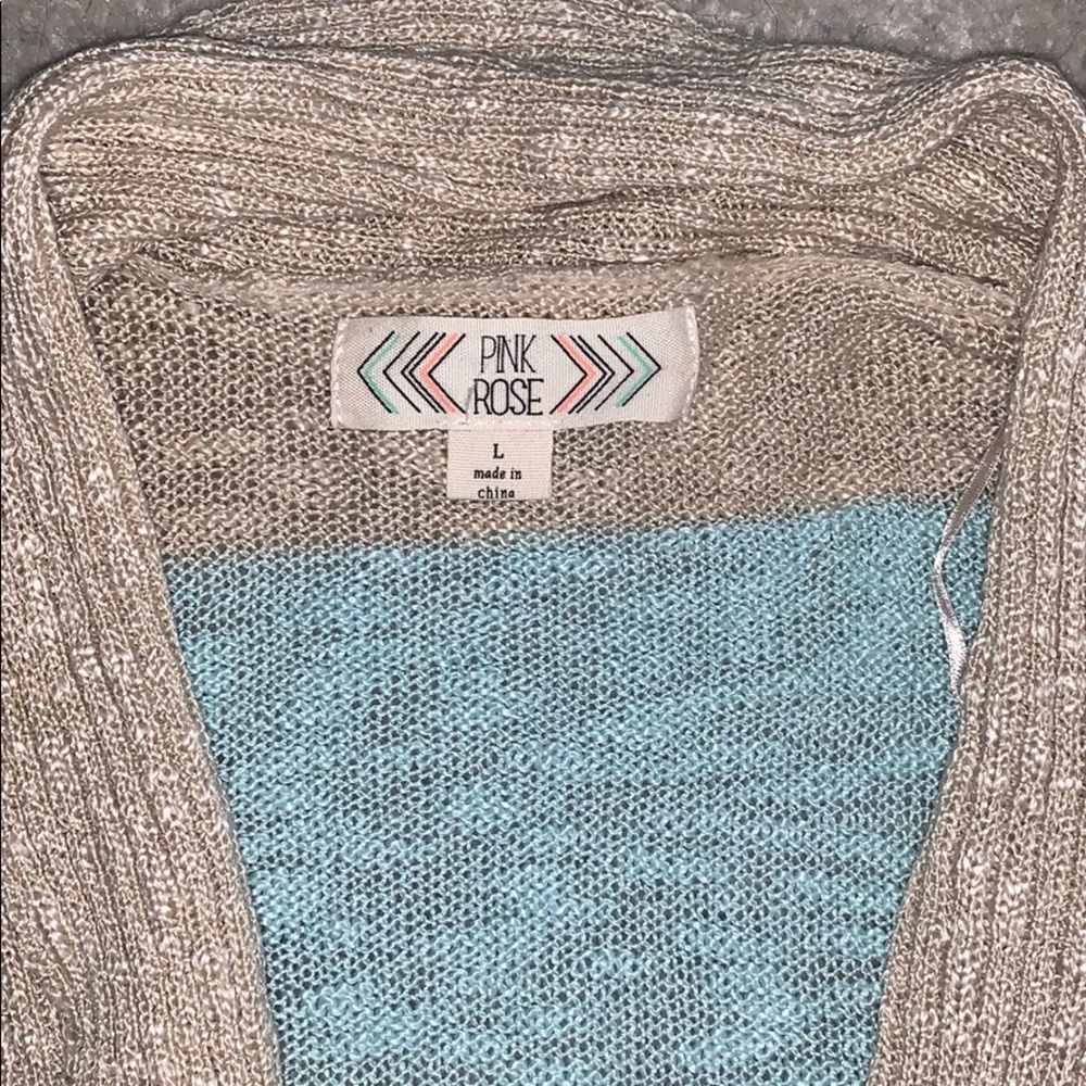 Cute Cardigan - Picture 2 of 2